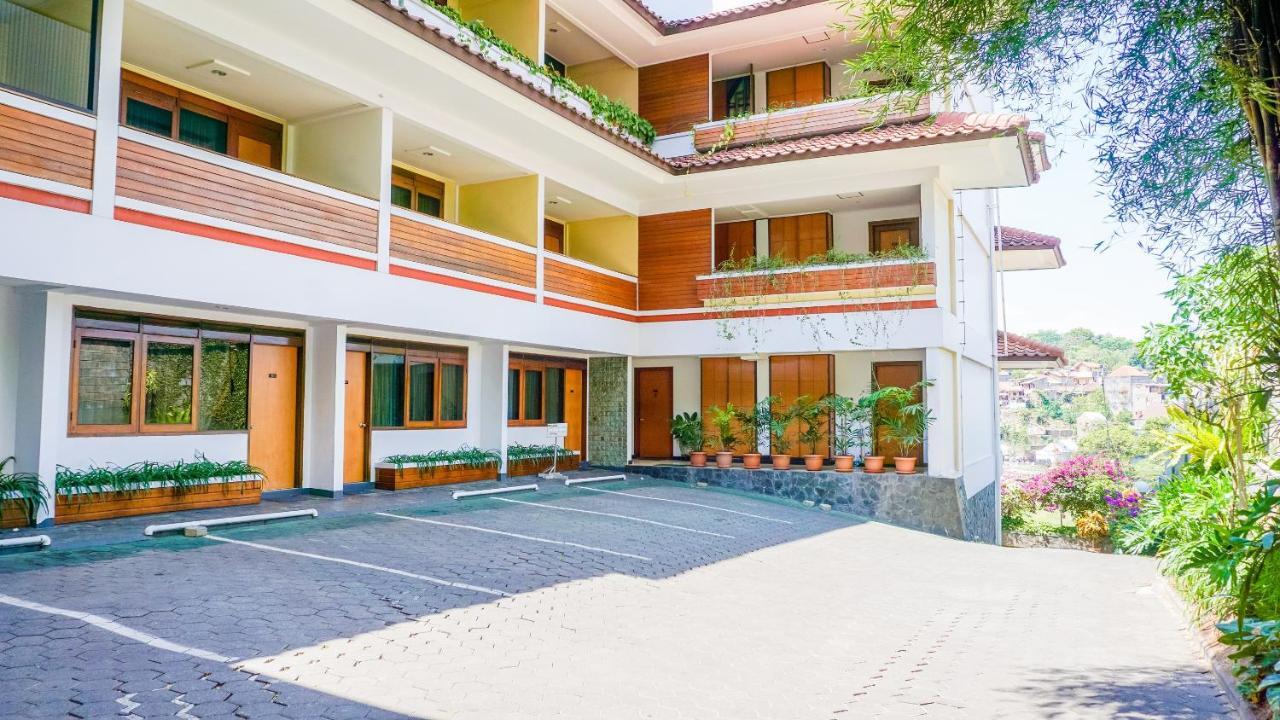 Capital O 1616 Setiabudhi Indah Hotel בנדונג מראה חיצוני תמונה