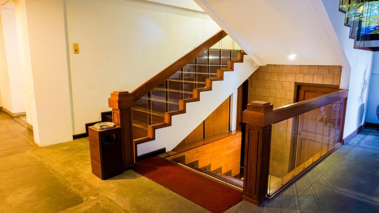 Capital O 1616 Setiabudhi Indah Hotel בנדונג מראה חיצוני תמונה